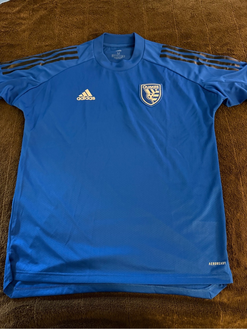 Bundle 4 MLS jerseys, excellent condition